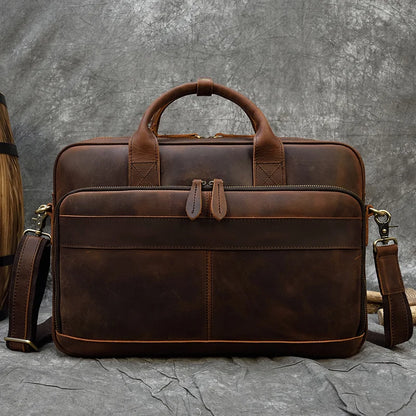 Elegante Luxe: Leren Laptop Tas voor de stijlvolle Professional.