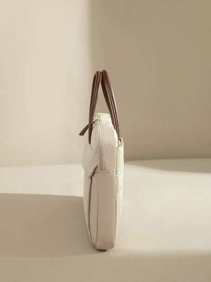 Elegantie Ontmoet Functionaliteit: Dames Laptoptas.